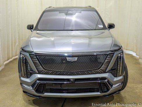 New 2026 Cadillac Vistiq Platinum w/ LPO, Floor Liner Package image 4