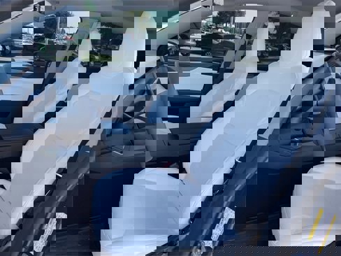 Used 2026 Tesla Model Y Long Range image 20