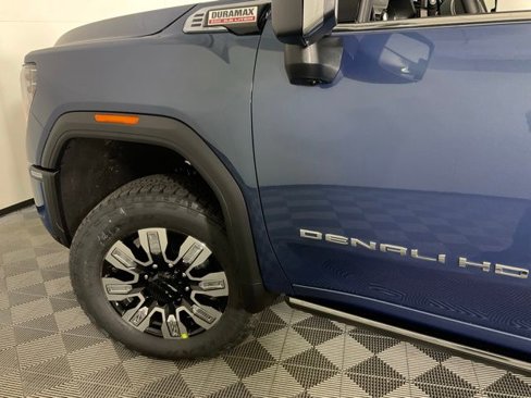 New 2026 GMC Sierra 2500 Denali w/ Denali Reserve Package image 39