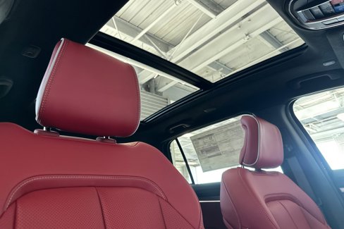 New 2025 Jeep Wagoneer Launch Edition image 14