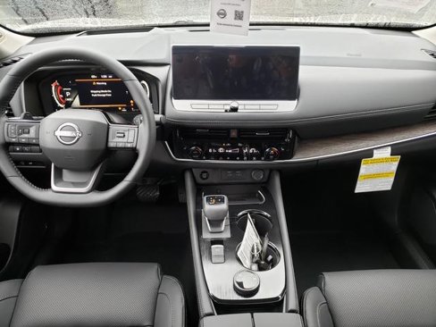 New 2026 Nissan Rogue Platinum image 17
