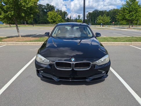 Used 2015 BMW 320i Sedan image 3