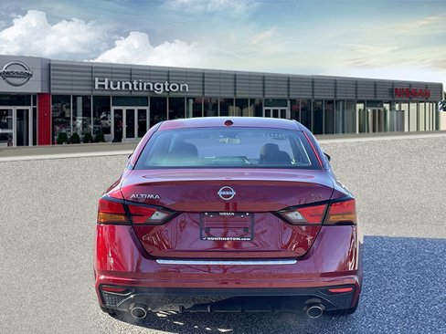 Certified 2023 Nissan Altima 2.5 SR w/ SR Premium Package image 7