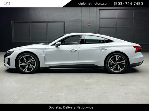 Used 2023 Audi e-tron GT Prestige w/ Prestige Package image 3