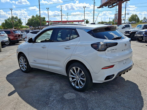 Used 2024 Buick Encore GX Avenir w/ Avenir Technology Package image 6
