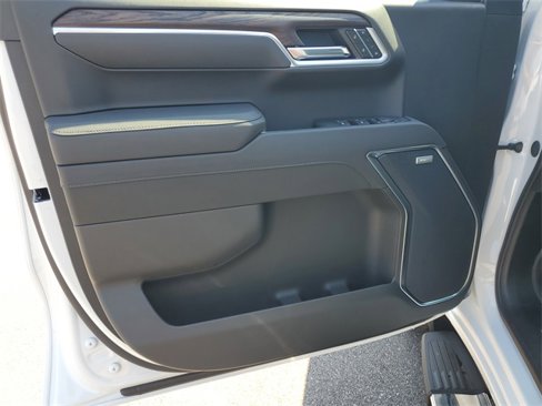 New 2026 GMC Sierra 1500 SLT w/ SLT Premium Plus Package image 8