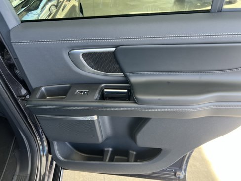 New 2025 Ford Expedition Platinum w/ Stealth Appearance Package image 22