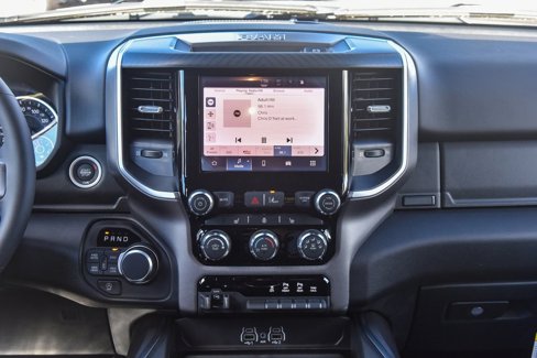New 2026 RAM 1500 4x4 Crew Cab image 17