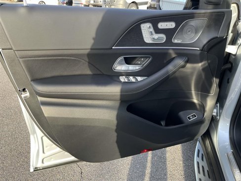 New 2025 Mercedes-Benz GLS 450 4MATIC image 11