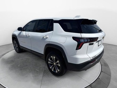 New 2026 Chevrolet Equinox LT w/ Convenience Package II image 5