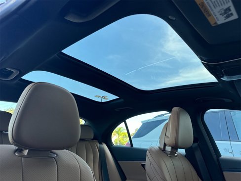 New 2026 Mercedes-Benz E 350 4MATIC Sedan image 17