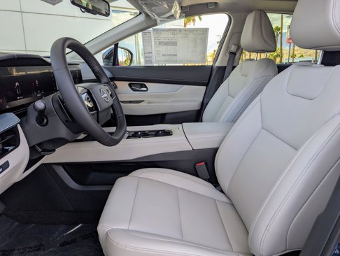 New 2025 Nissan Murano SV image 11