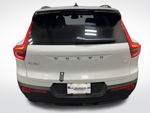 New 2024 Volvo XC40 Recharge Plus image 4