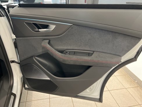 New 2025 Audi RS Q8 performance image 20