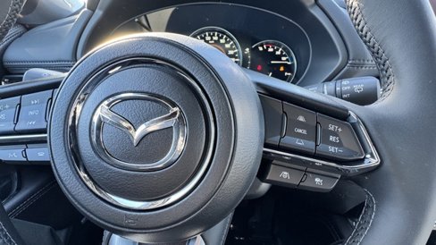 New 2025 MAZDA CX-5 Signature image 19
