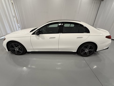 New 2026 Mercedes-Benz E 350 4MATIC Sedan image 9