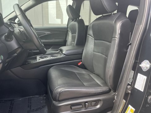 Used 2024 Honda Passport EX-L image 34