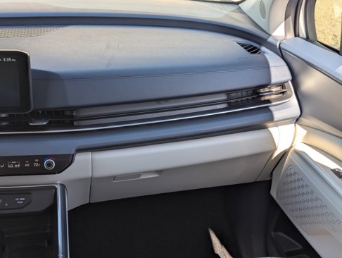 Certified 2025 Kia Carnival EX image 15