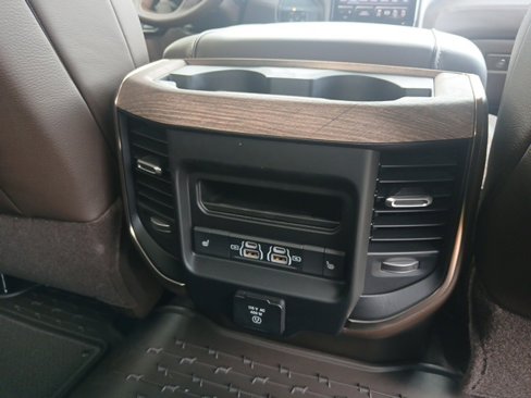 New 2026 RAM 2500 Limited image 24