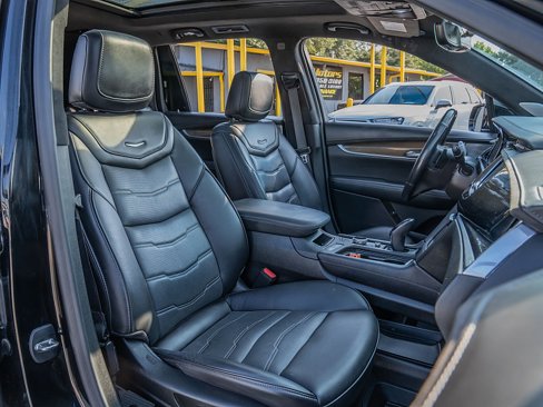 Used 2021 Cadillac XT6 Premium Luxury w/ Platinum Package image 23