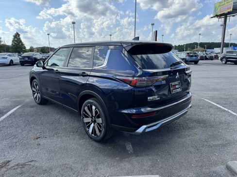 New 2025 Mitsubishi Outlander SE image 5