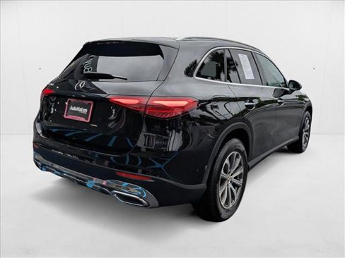 Used 2024 Mercedes-Benz GLC 300 image 5