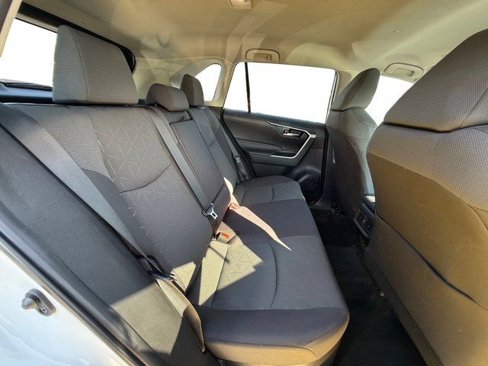 Used 2024 Toyota RAV4 XLE image 26