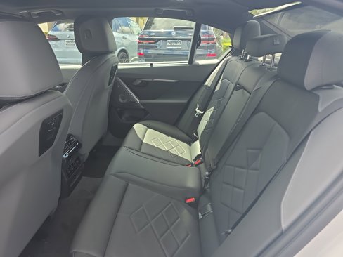 New 2026 BMW 550e xDrive w/ Executive Package image 11