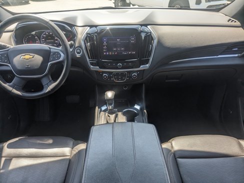 Used 2023 Chevrolet Traverse High Country image 17