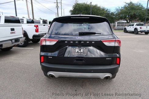 Used 2021 Ford Escape SE image 4