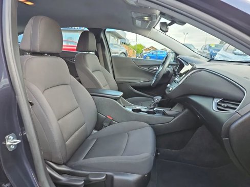 Used 2023 Chevrolet Malibu LT image 9
