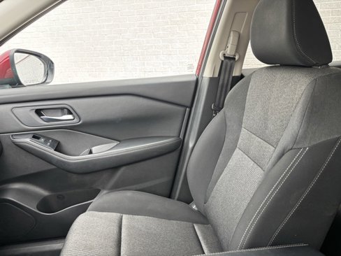Used 2024 Nissan Rogue SV image 22
