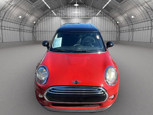 Used 2017 MINI Cooper 2-Door Hardtop image 8