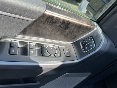 New 2025 Ford F350 Lariat w/ Lariat Ultimate Package image 19