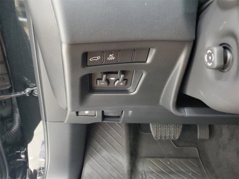 New 2025 Lexus LX 700h Overtrail image 31