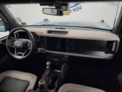 Used 2023 Ford Bronco Wildtrak image 24