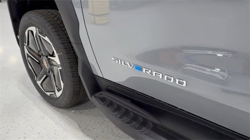 New 2026 Chevrolet Silverado EV LT image 14