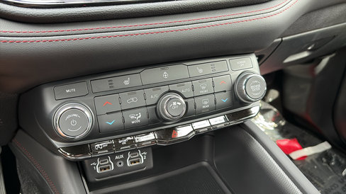New 2026 Dodge Durango GT w/ Blacktop Package image 16