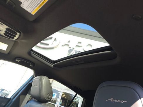 Used 2024 Buick Envista Avenir image 18