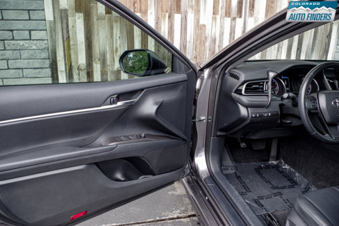 Used 2022 Toyota Camry SE w/ Convenience Package image 10