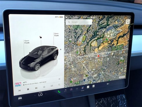 Used 2023 Tesla Model Y Long Range image 16