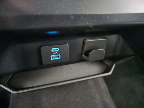 Used 2023 Ford F150 XLT image 32