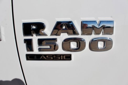 New 2023 RAM 1500 4x4 Crew Cab Classic w/ Chrome Appearance Group image 10
