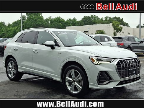 Certified 2023 Audi Q3 2.0T Premium w/ Convenience Package image 1
