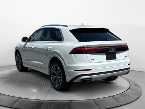 New 2025 Audi Q8 Premium image 5
