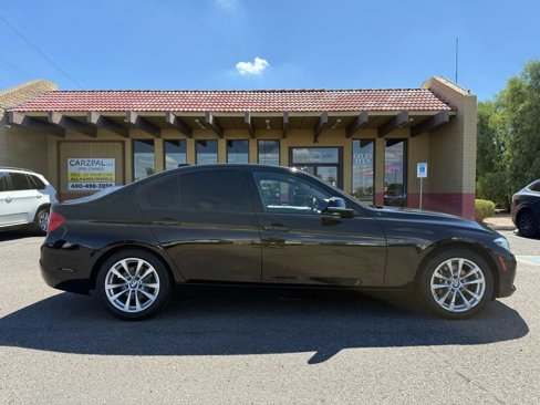 Used 2017 BMW 320i Sedan image 12