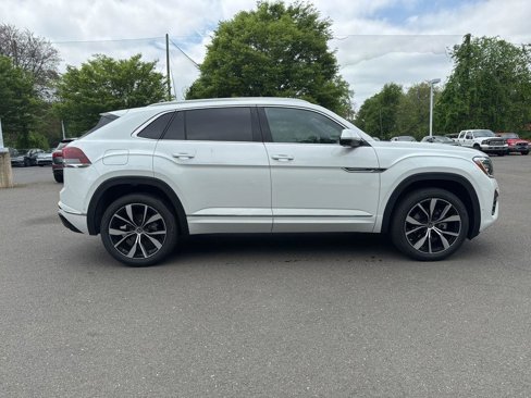 New 2025 Volkswagen Atlas Cross Sport SEL Premium R-Line image 6