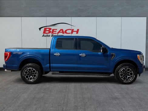 Used 2022 Ford F150 XLT w/ Equipment Group 302A High image 9