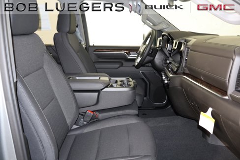 New 2026 GMC Sierra 2500 SLE w/ SLE Value Package; image 21