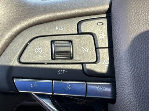 Used 2024 Cadillac Escalade Sport w/ LPO, ONYX Package image 23